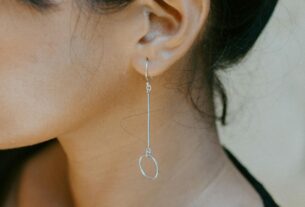 długie kolczyki wiszące